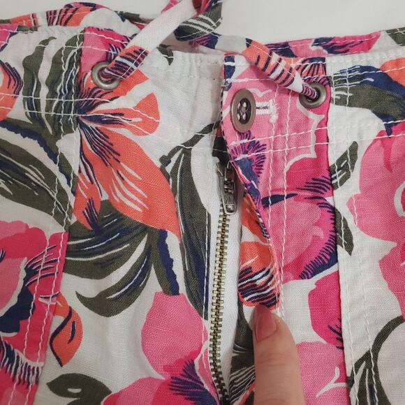Gap | Linen Blend Tropical Flower Lightweight Shorts with Pockets - Picture 5 of 8